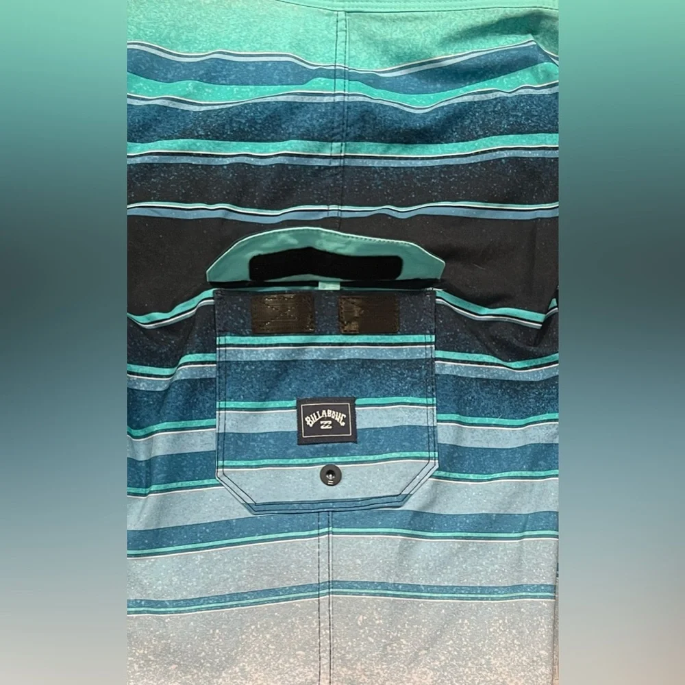 NWT Billabong All Day Stripe Pro Board Shorts.